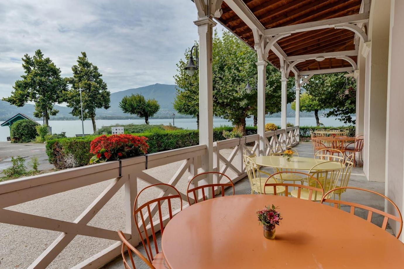 Hotel Le Pavillon Des Fleurs Menthon-Saint-Bernard Zewnętrze zdjęcie